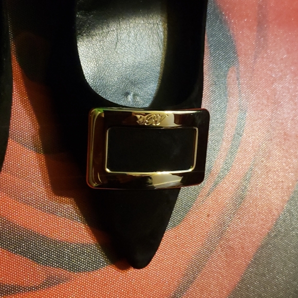 Roger Vivier Pumps - Picture 4 of 9